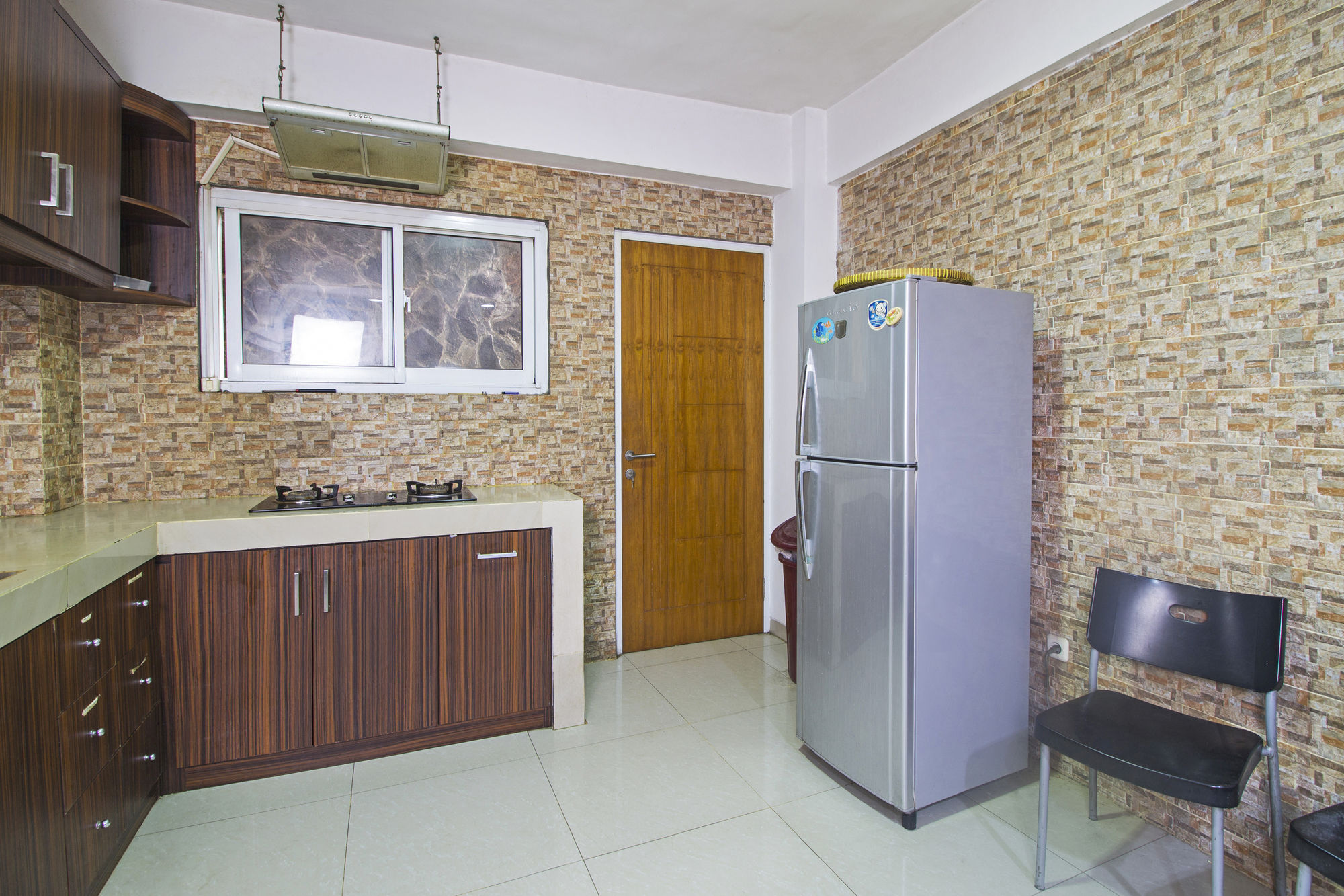 מלון ג'קרטה Reddoorz Near Cilandak Town Square מראה חיצוני תמונה