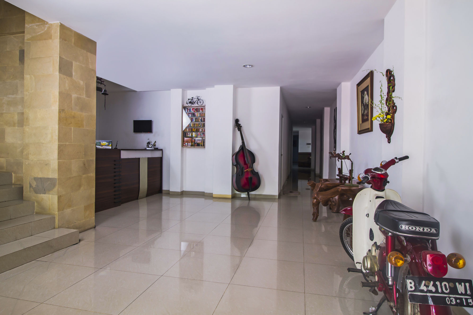 מלון ג'קרטה Reddoorz Near Cilandak Town Square מראה חיצוני תמונה